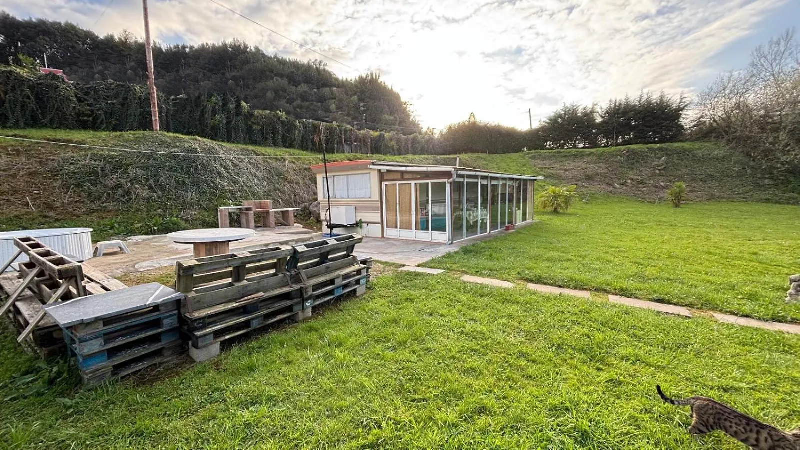 Bungalow Modulo Con Jardin El Bosque  Campsite El Bosque (Cantabria)